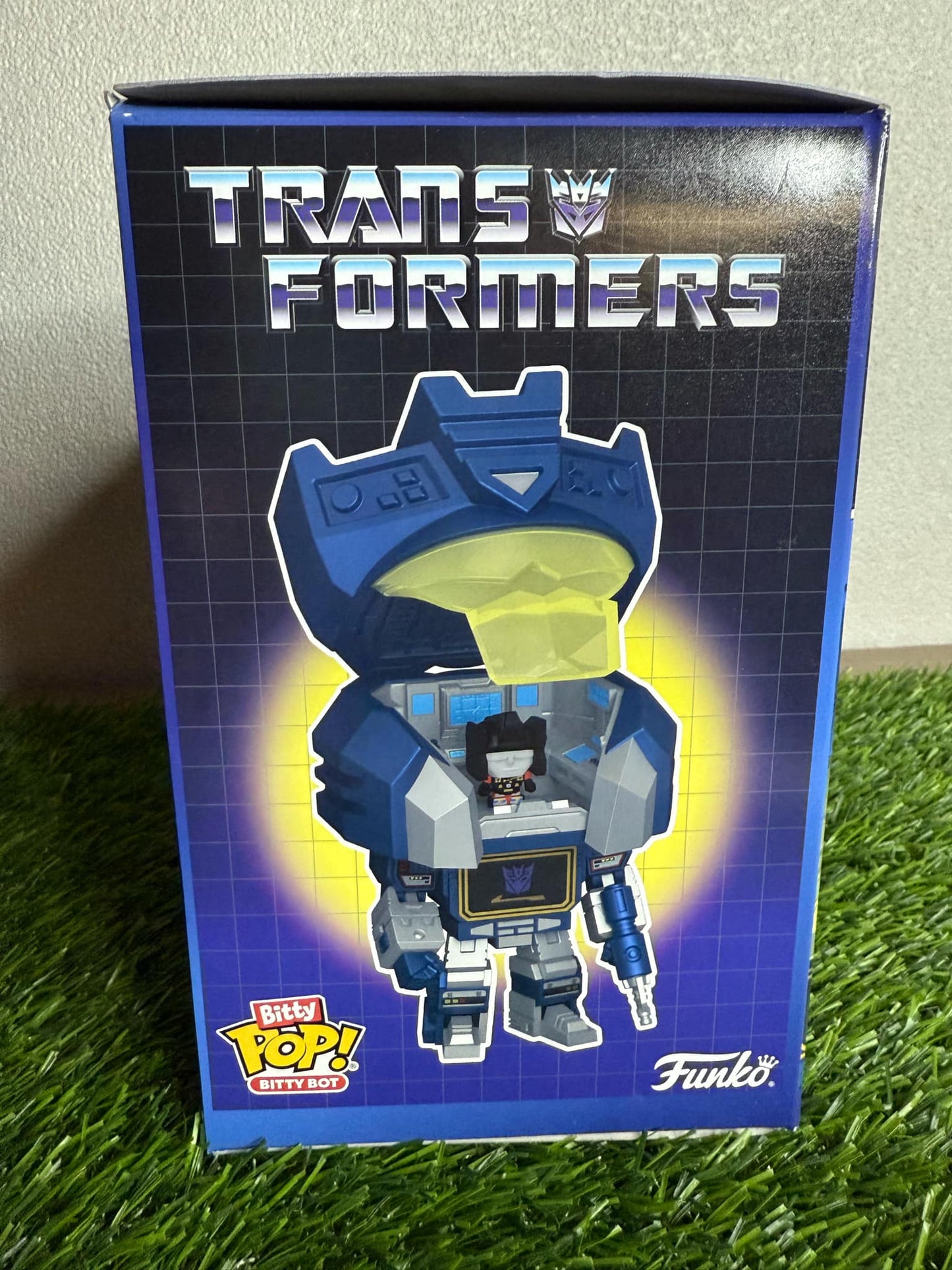 Transformers Soundwave w/ Rumble Bitty Bot